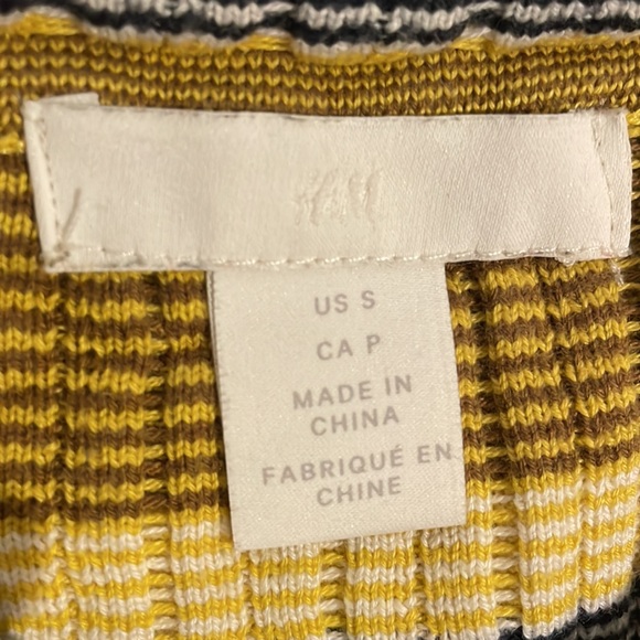 H&M striped dress. full length knit bodycon t-shirt style - Picture 4 of 4